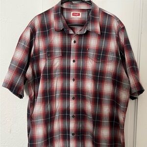 Wrangler Men's Red Plaid Shirt